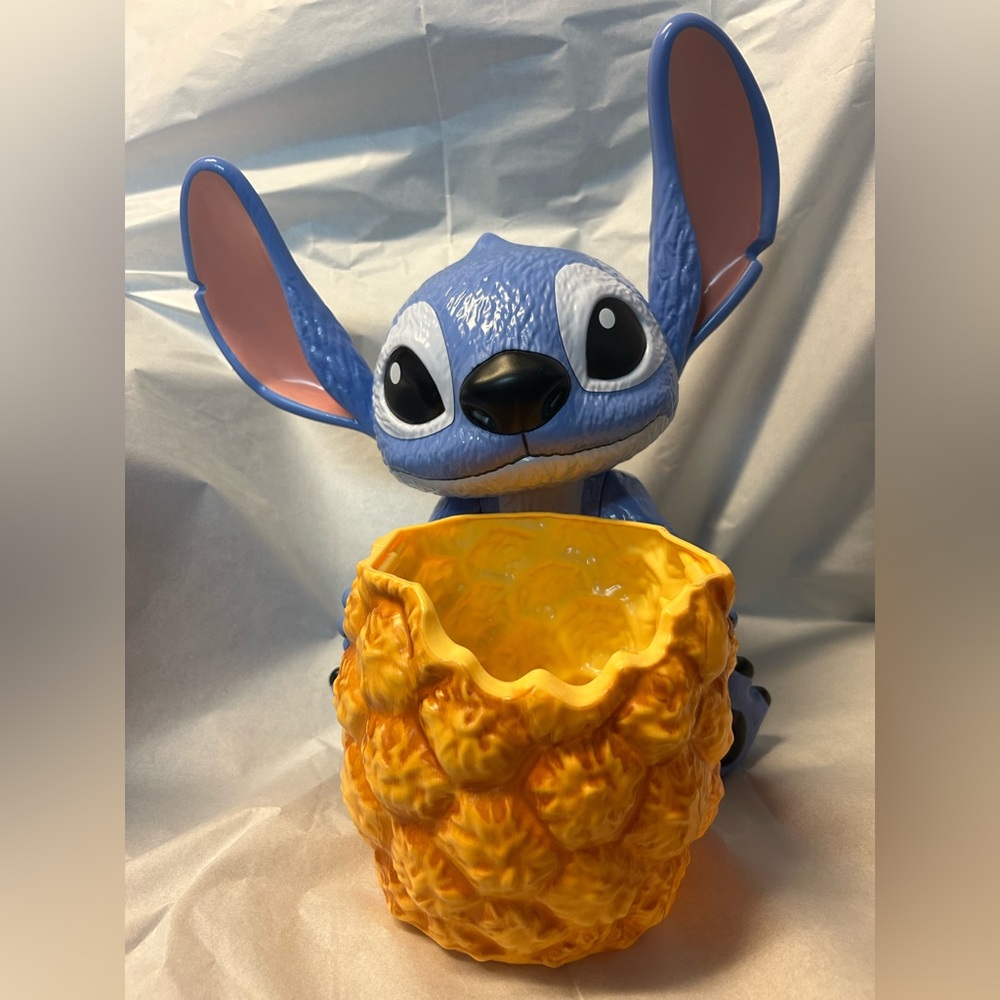 Movie Theatre exclusive Lilo & Stich Popcorn Bucket